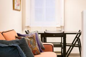 Beautiful house with Patio in Lisbon heart!