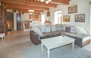 Maisons de vacances Nice home in Malbosc with 3 Bedrooms and Outdoor swimming pool : photos des chambres