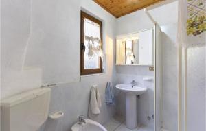 Gorgeous Apartment In Bagni Di Lucca Lu
