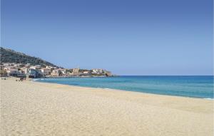 Appartements 2 Bedroom Cozy Apartment In Algajola : Appartement