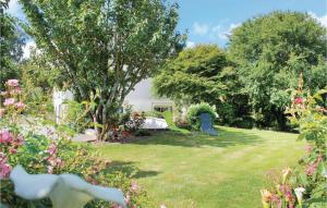 Cozy Apartment In Muzillac With Wifi