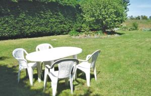 Maisons de vacances Holiday Home Rue Crech Groug : photos des chambres