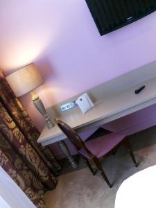 Hotels The Originals Boutique, La Maison Rouge, Lens Ouest (Qualys-Hotel) : photos des chambres