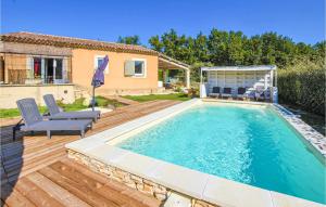 Maisons de vacances Stunning Home In Saint-saturnin-ls-apt With 3 Bedrooms, Wifi And Outdoor Swimming Pool : photos des chambres