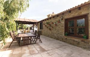 13 Bedroom Cozy Home In Sayalonga