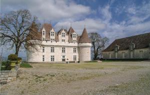 Maisons de vacances Nice home in Saint - Agne with 2 Bedrooms, WiFi and Outdoor swimming pool : photos des chambres