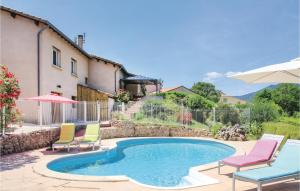 obrázek - Stunning Home In St Fortunat S-eyrieux With 5 Bedrooms, Wifi And Outdoor Swimming Pool