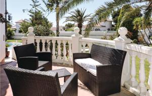 5 Bedroom Amazing Home In Miami Platja