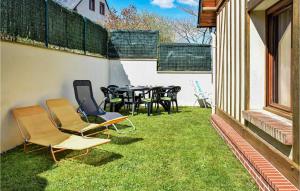 Maisons de vacances Awesome home in Hricourt-en-Caux with 3 Bedrooms and WiFi : photos des chambres