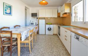 Appartements Beautiful apartment in Calvi with 3 Bedrooms : photos des chambres