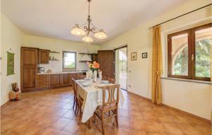 Lovely Apartment In Cecina Li