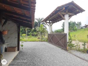 Sítio na Praia de Balneário Picarras SC