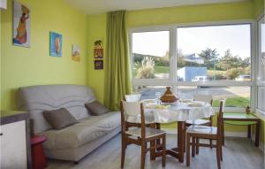 Appartements Stunning Apartment In Trevou Treguignec : photos des chambres
