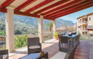 Beautiful home in Fornalutx with 4 Bedrooms WiFi and Indoor swimming pool