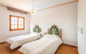 Stunning Home In Riudellots