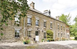 Holiday Home Château De Bremesnil P-836