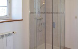 Appartements Stunning apartment in Ponts with 2 Bedrooms and WiFi : photos des chambres