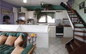 4 Bedroom Gorgeous Home In Keratea