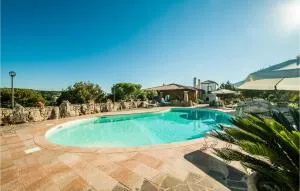 Nice Home In Arzachena - بورتو بولو