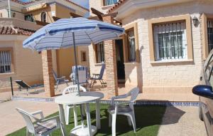 Beautiful Home In Guardamar Del Segura