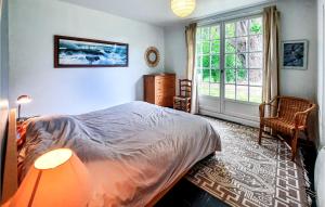 Maisons de vacances 3 Bedroom Nice Home In Clohars-Carnoet : photos des chambres