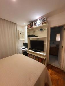 Apartment Arpoador Comfort - 3Qtos - Internet Fibra 200Mbps - 150m da Praia do Arpoador 300m e da de Ipanema e Copacabana