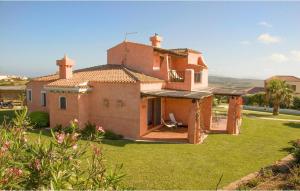 Awesome Home In Punta Su Turrione