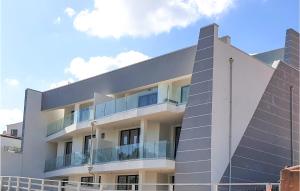 Gorgeous Apartment In Cannigione