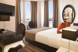 Hotels Executive Hotel Paris Gennevilliers : photos des chambres
