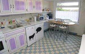 2 Bedroom Amazing Home In Houlle