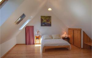 Maisons de vacances Amazing home in Minihy Treguier with 1 Bedrooms and WiFi : photos des chambres
