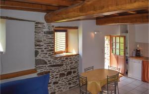 Maisons de vacances Amazing home in Minihy Treguier with 1 Bedrooms and WiFi : photos des chambres