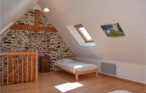 Maisons de vacances Amazing home in Minihy Treguier with 1 Bedrooms and WiFi : Maison de Vacances 1 Chambre