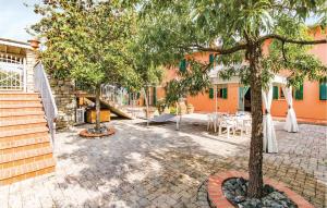 Awesome Apartment In Casalguidi Pt