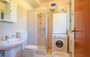 2 Bedroom Beautiful Home In Sinagra