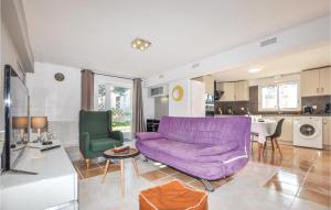 Cozy Apartment In Vinassan With Wifi