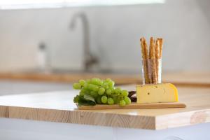 The Arches ~ Style, location and spacious living!