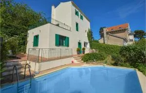4 Bedroom Lovely Home In Sète - Poussan