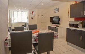 Appartements Beautiful Apartment In La Bourboule : photos des chambres