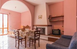 Stunning Apartment In Pietraviva Ar