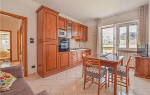 2 Bedroom Lovely Apartment In Siponto