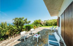 2 Bedroom Nice Home In Castelsardo img8