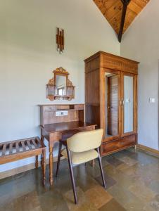 THE KUTCHH COURTYARD