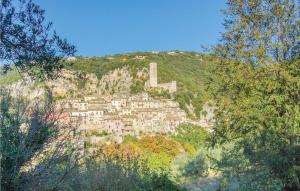 Five-Bedroom Holiday Home