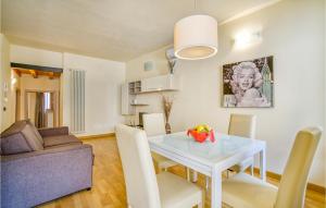 Awesome Apartment In Toscolano Maderno