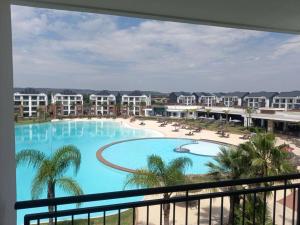 Breathtaking Lagoon View Apartment @ The Blyde1531