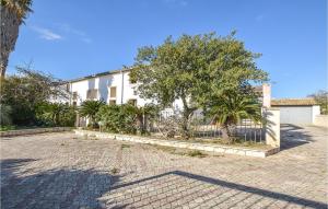 Awesome Home In Scicli With Kitchen