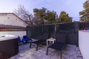 Pasko 4 modern furnished ap for 7