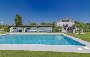 Villa James