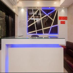 Hotel Plaza- Near Byculla Railway Station